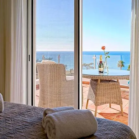 Sleeps 8 Pool Air Con T479807 Villa *